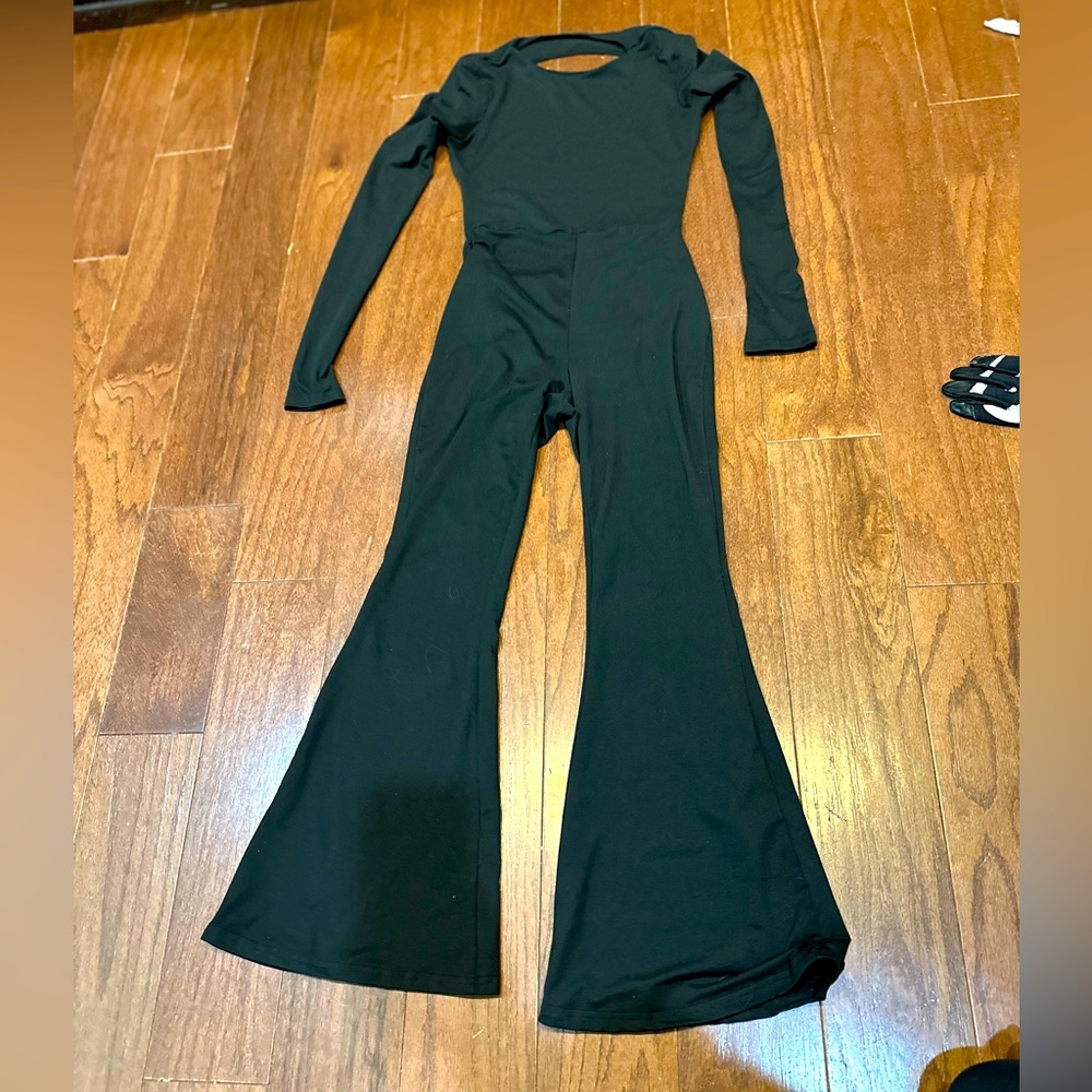 SHEIN Solid‎ Black Flare Open Back Long Sleeve One Piece Jumpsuit Size XS